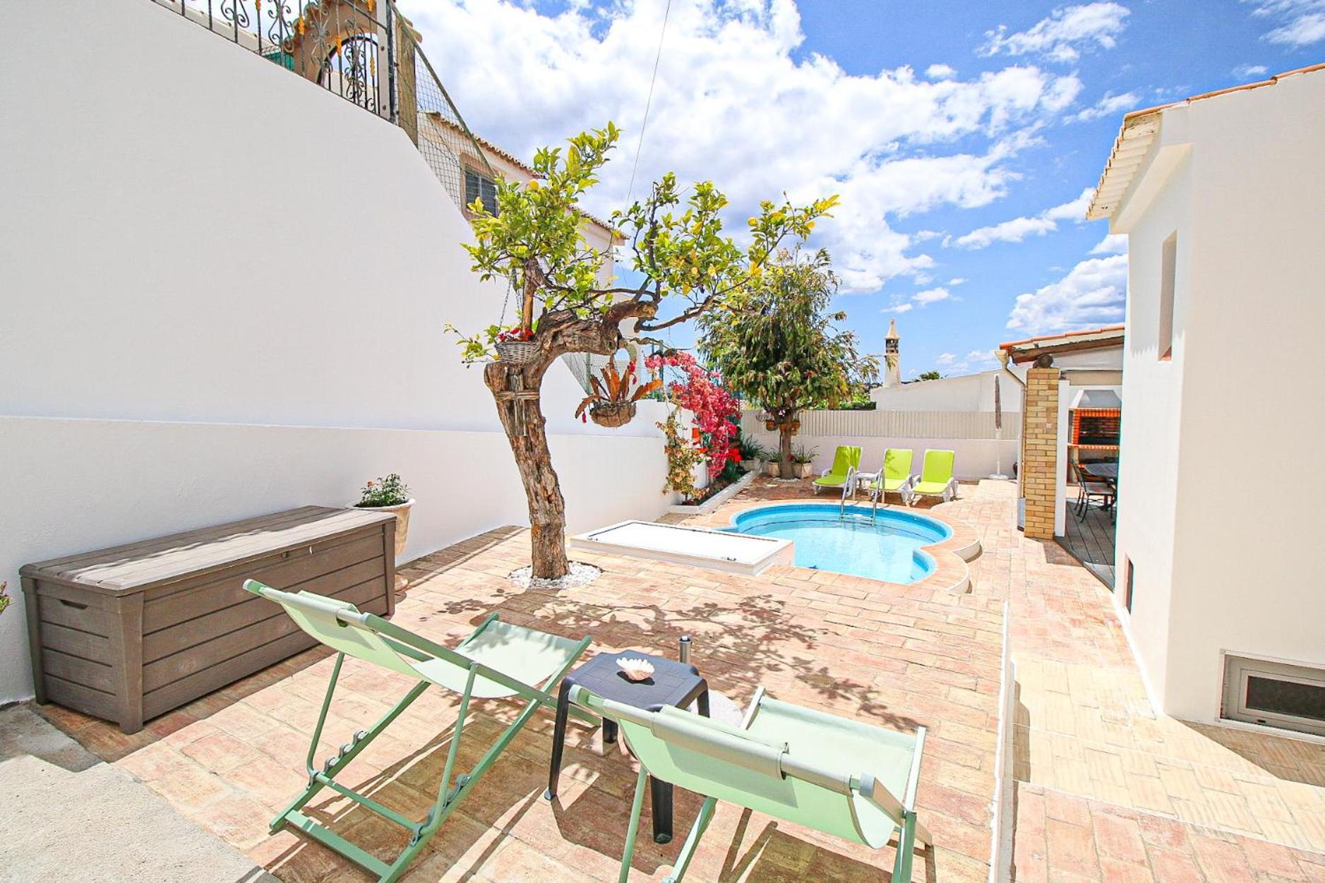 Tibouchina Villa
